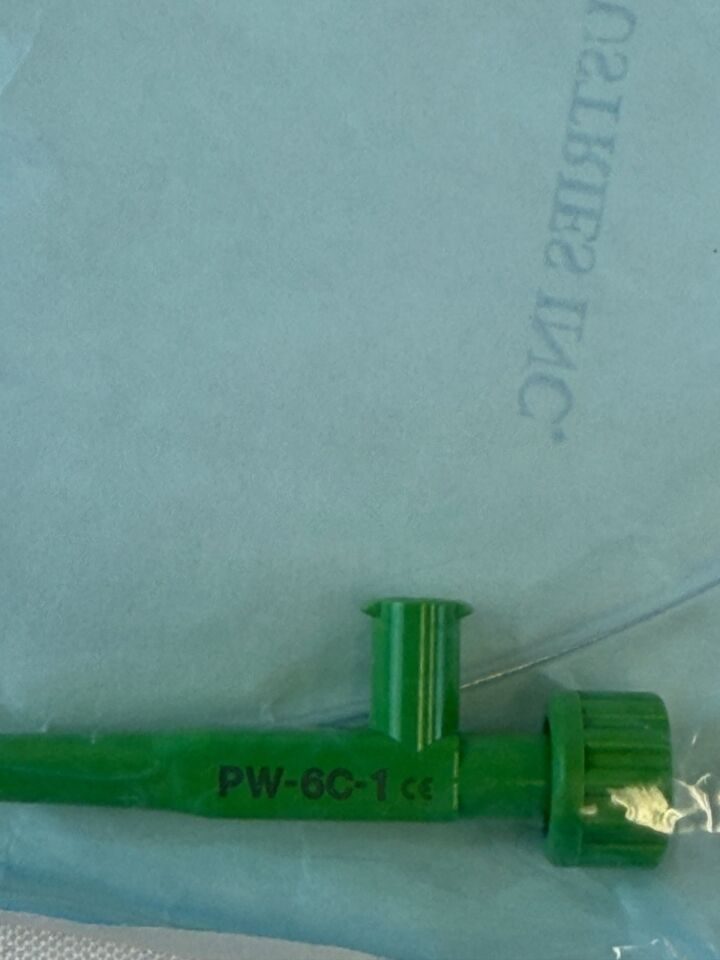 OLYMPUS MAJ-929 / PW-6C-1 6Fr x 105cm Spray Cath w/ Reusable Valve Endoscopy — photo 3