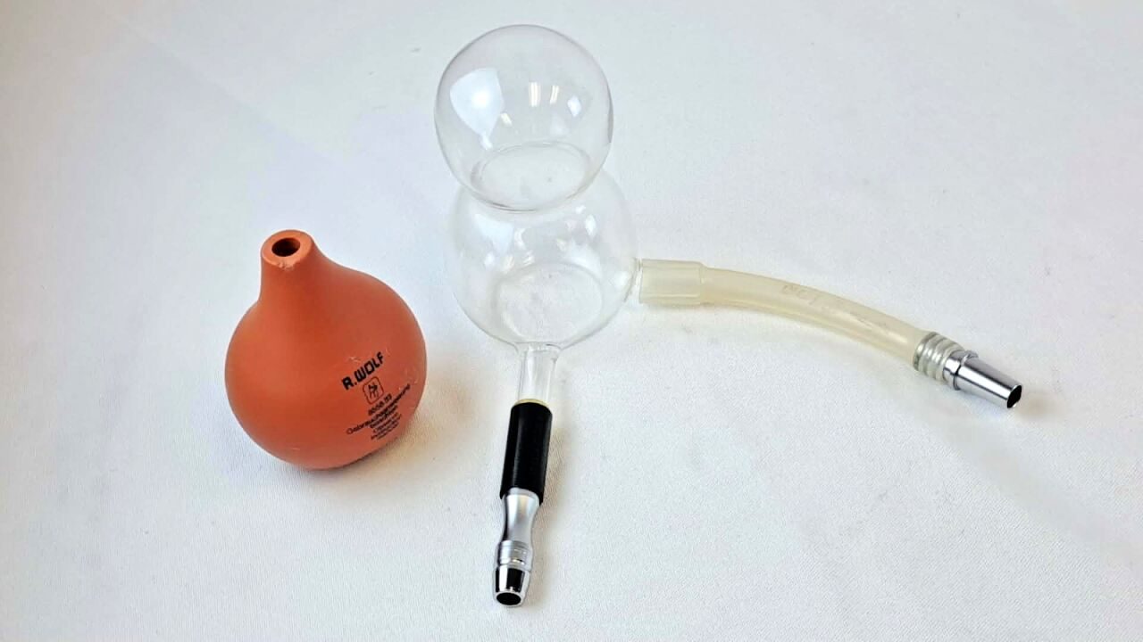 R. WOLF 8558.03 & 8558.83 Ellik Evacuator Glass Body & Suction Rubber Bulb — photo 1