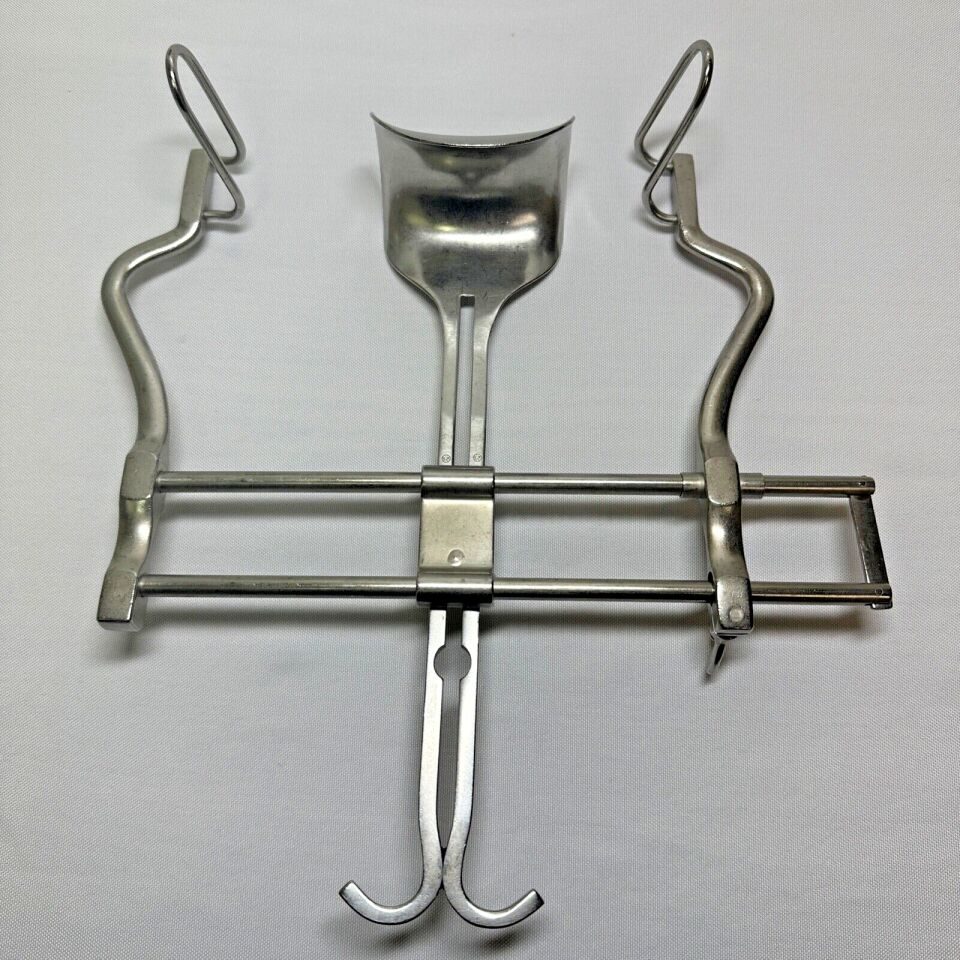 V. MUELLER  Balfour Abdominal Retractor With Center Blade — photo 4