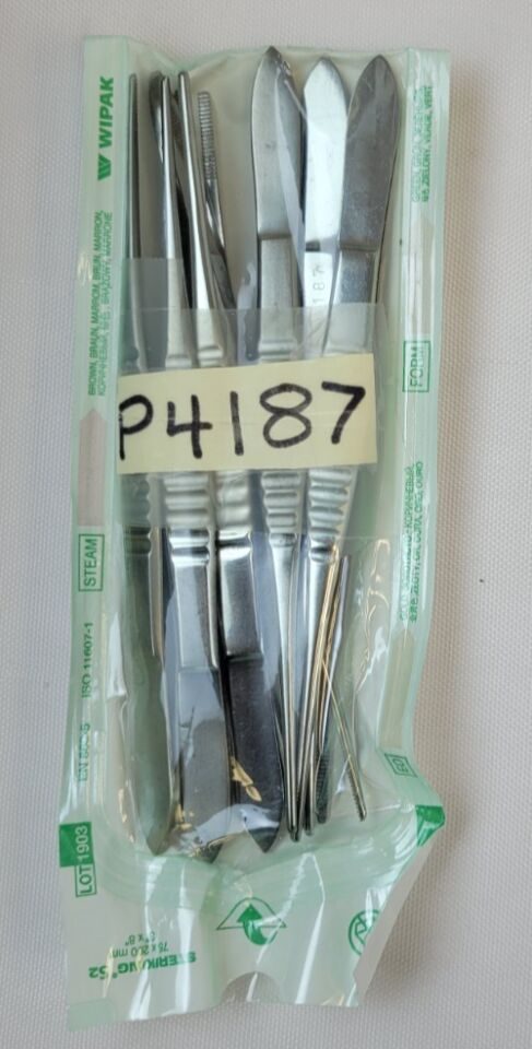 PILLING 18-1104 Thumb Dressing Forceps Straight 5-5/8" (Set of 2) — photo 7