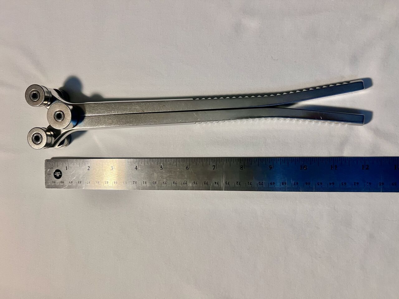 SYNTHES 388.96 Orthopedic Rod Bender — photo 2