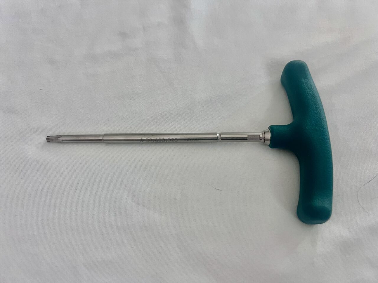SYNTHES 03.620.028 Orthopedic Hexagonal T-Handle
