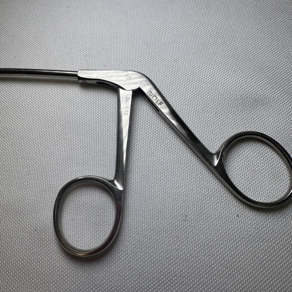R. WOLF 8404.12 Arthroscopic Hook Scissors 3.4mm Straight 130mm — photo 5