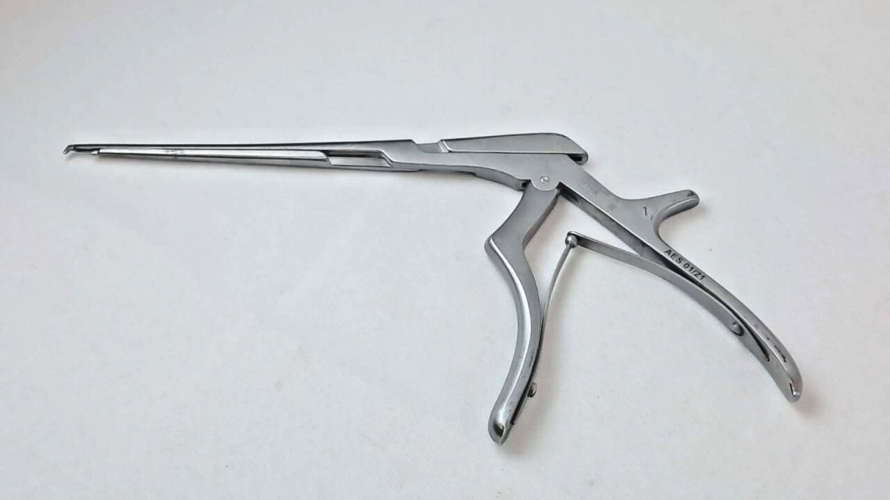 AESCULAP FF711R Kerrison Bone Punch Rongeur 1mm Down-Bite 7" 180mm
