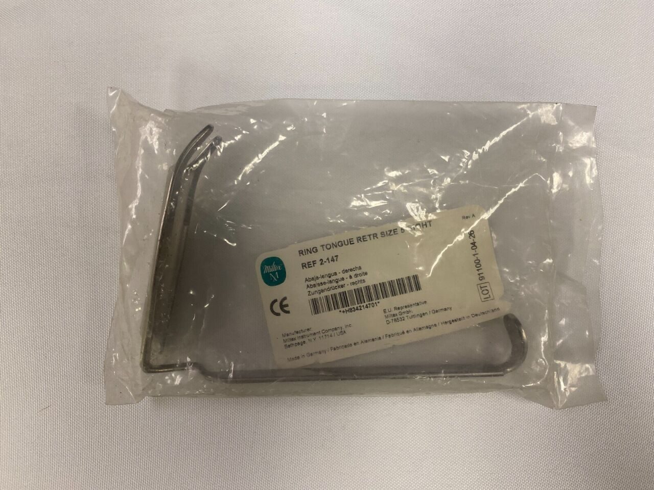 MILTEX 2-147 Ring Tongue Retractor Size 5 Right