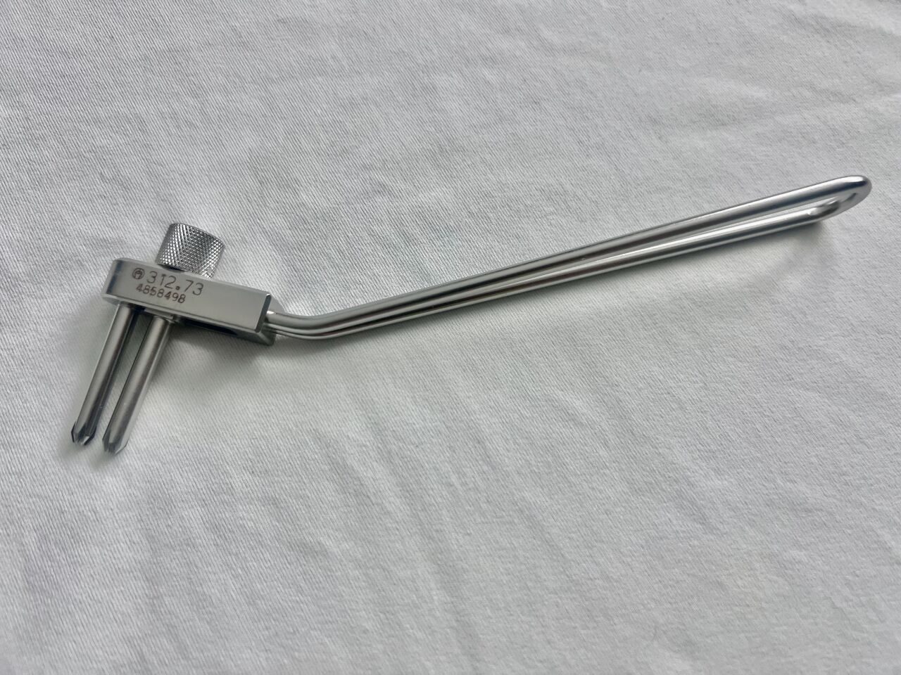 SYNTHES 312.73 Adjustable Parallel Guide Wire — photo 1
