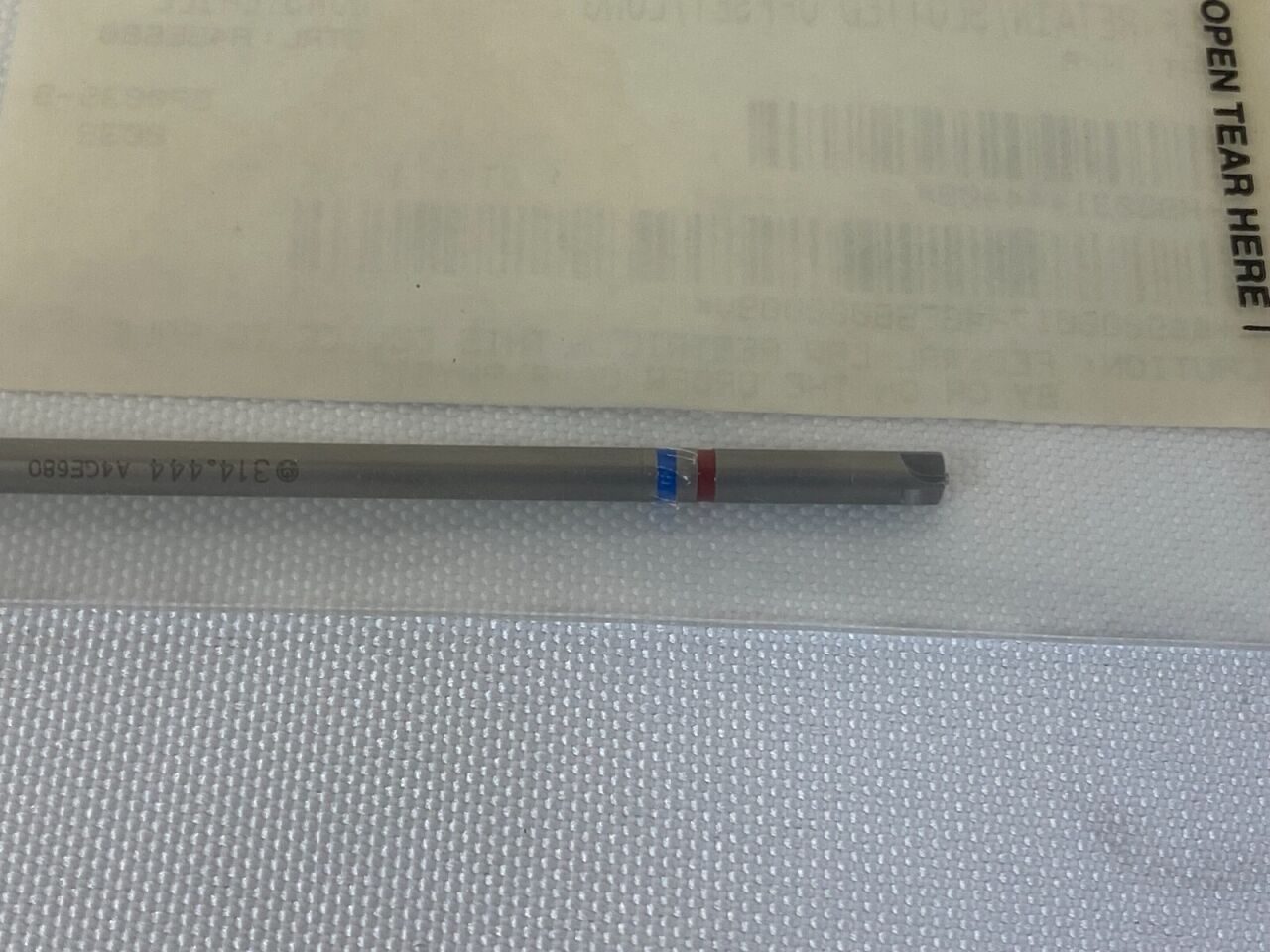 SYNTHES 314.444 ScrewDriver Blade 1.5/2.0mm Self-Retain Slotted Long — photo 3