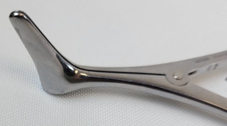 VANTAGE  Vienna Nasal Speculum, Medium, 1-1/8" Blade Length — photo 2