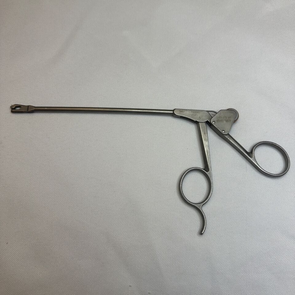 LINVATEC - SHUTT 18.1008 4MM Suture Punch, Straight, Slotted Jaw — photo 7
