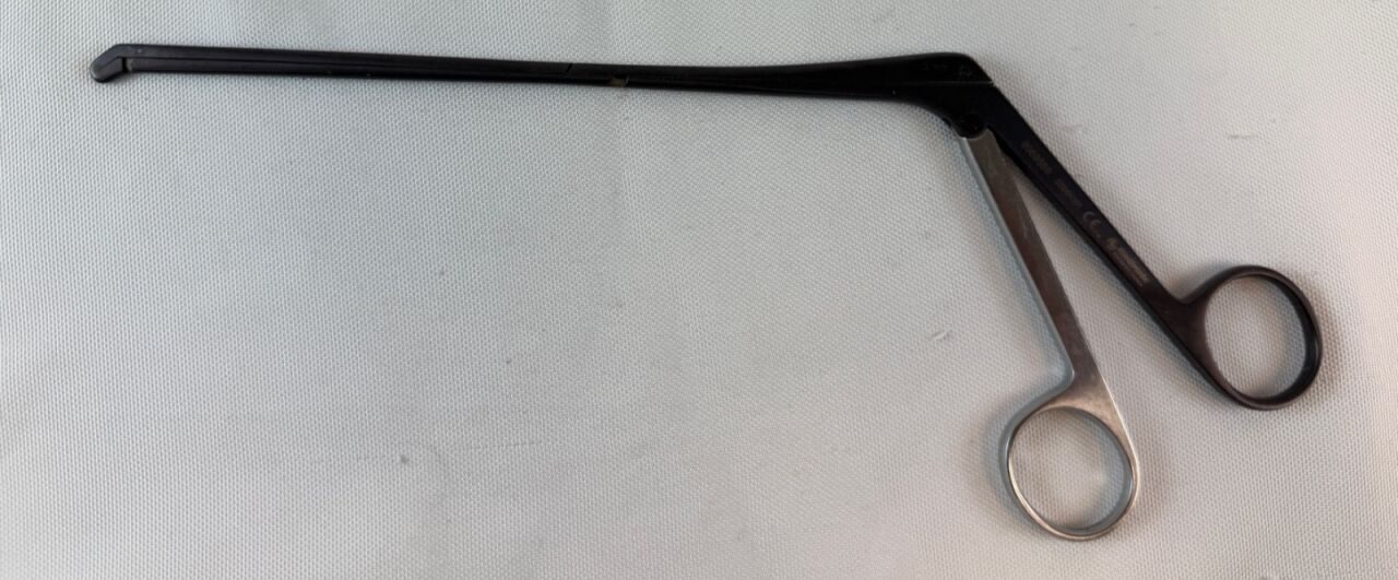 MEDTRONIC 9569569 2mm Down Biting Pituitary Rongeur MetrX2 Neuro Spine