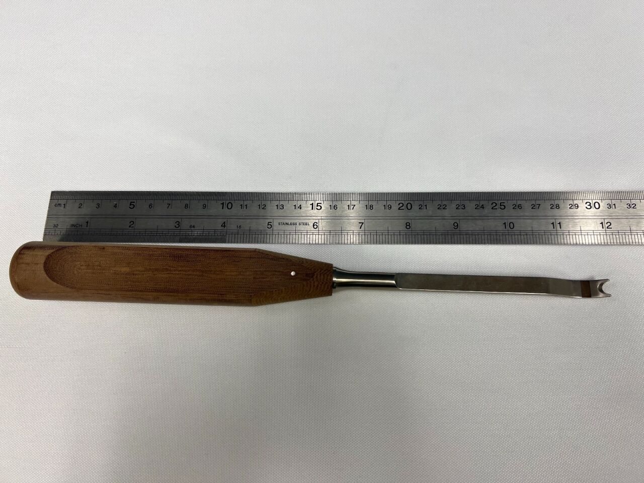 SYNTHES 388.51 Pedicle Finder — photo 4
