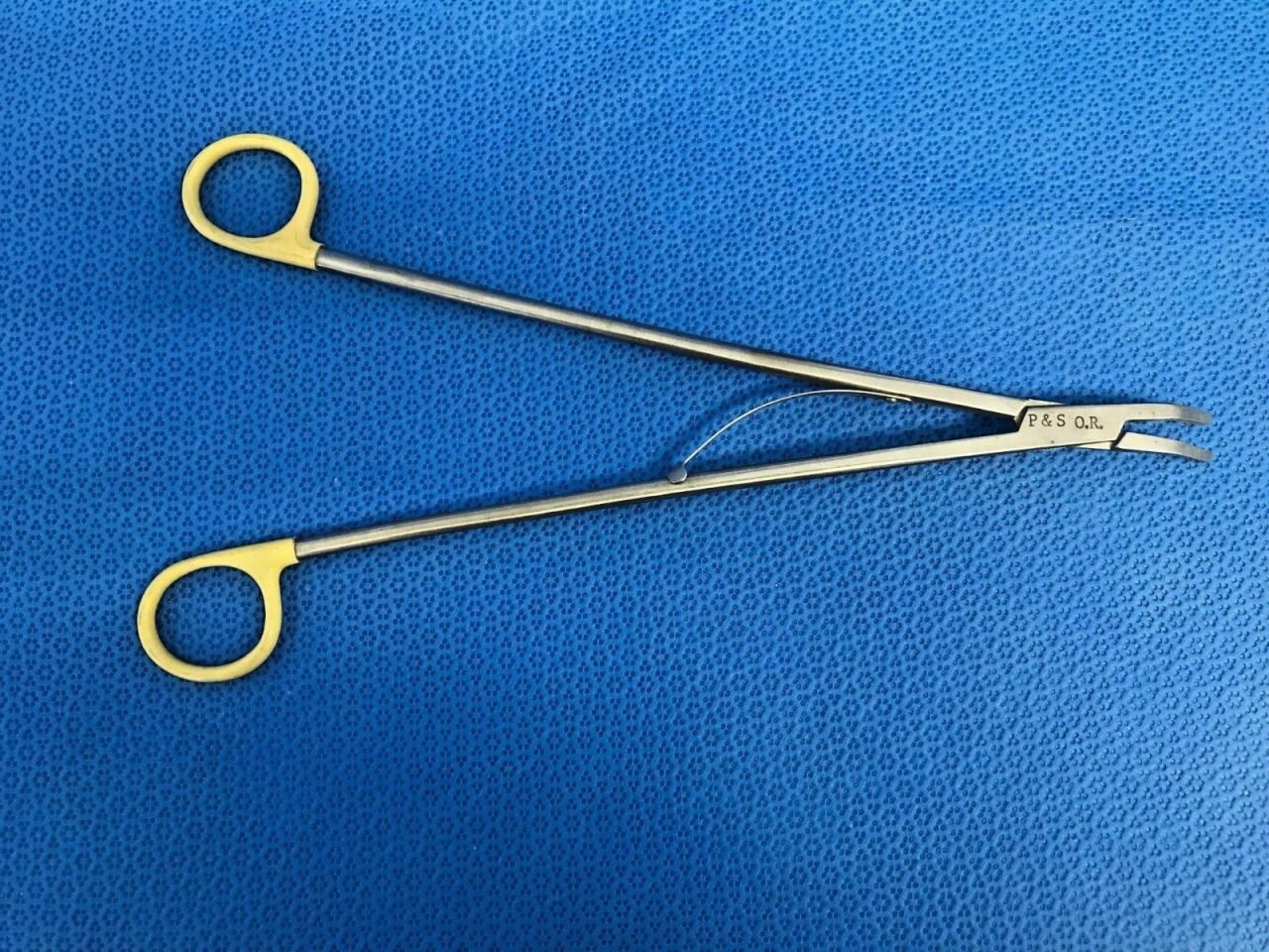 ETHICON  Ligating Clip Appliers 11" Curved Up — photo 6