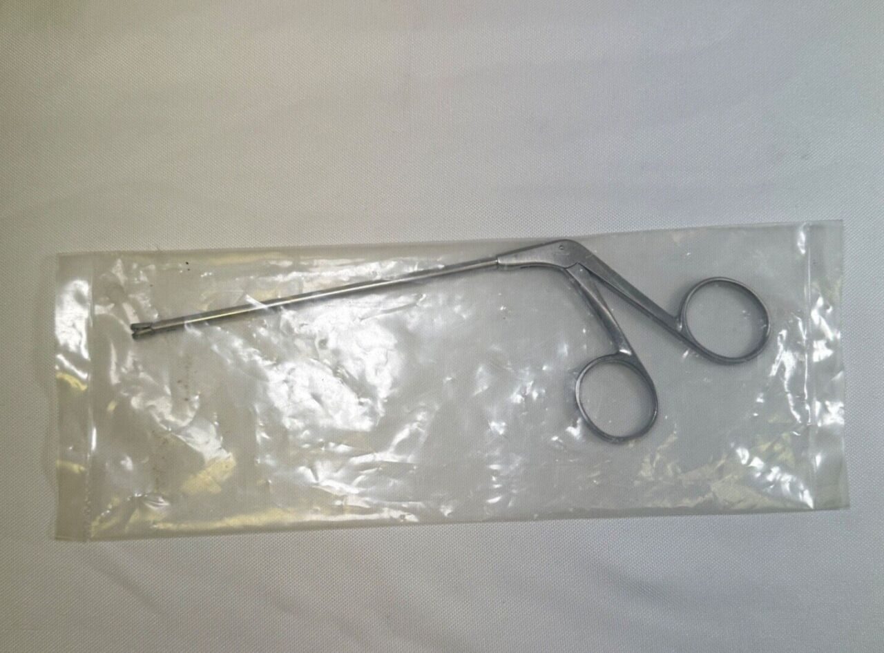 RICHARD WOLF 8403.1 Arthroscopic Biopsy Forceps w/Spike Double Opening 8-3/4"