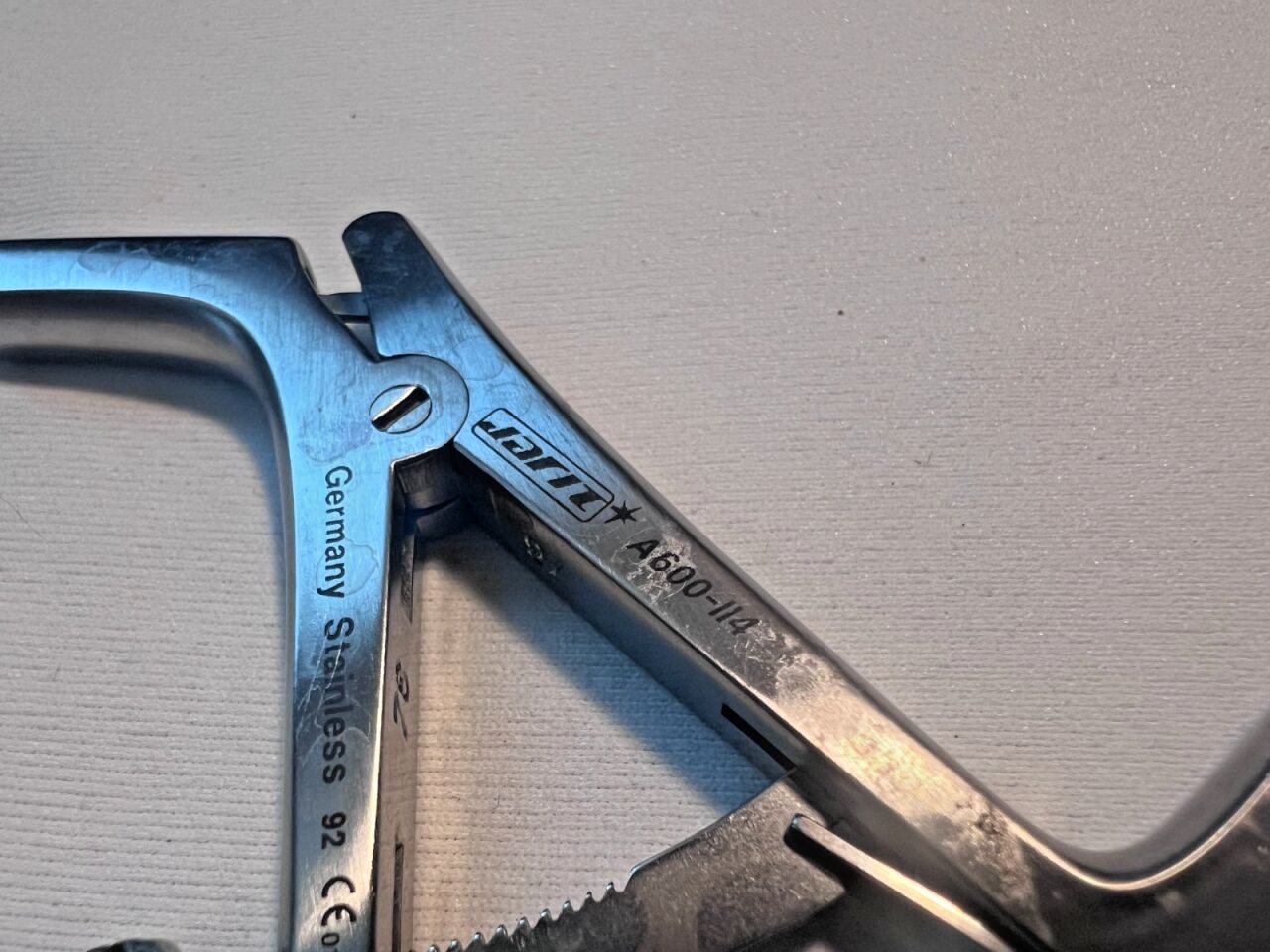 OLYMPUS A600-114 Jarit  Laparoscopic Insulated Grasping Forceps 5mm w/ Ratchet — photo 5