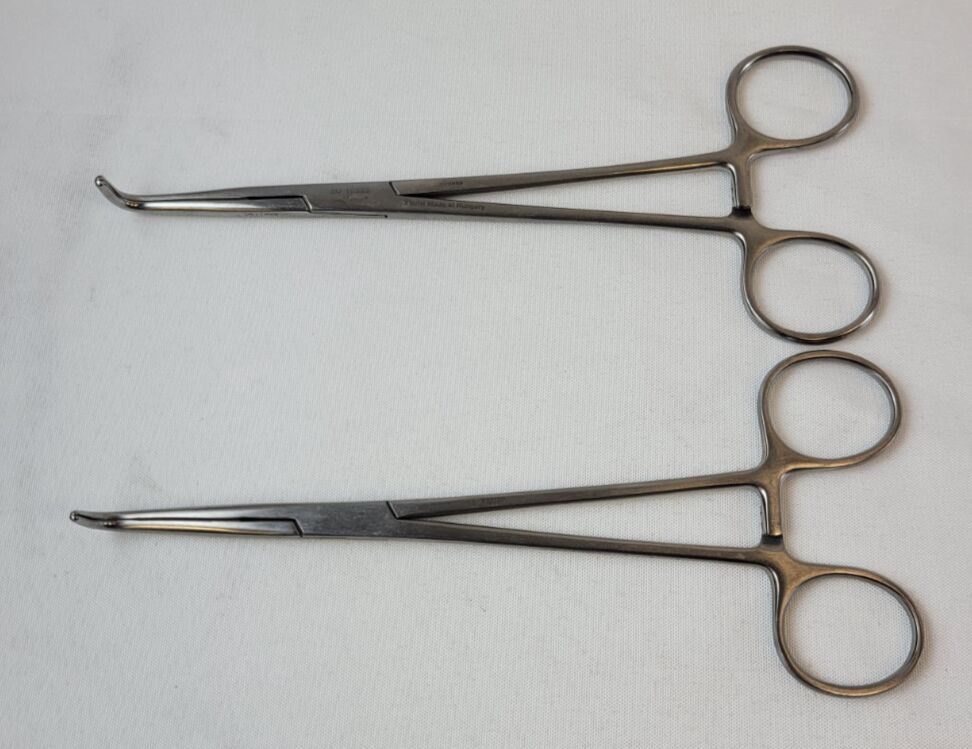 V. MUELLER SU10525 Lahey Gall Duct Forceps 90 Degrees 7-1/2" Lot of 2