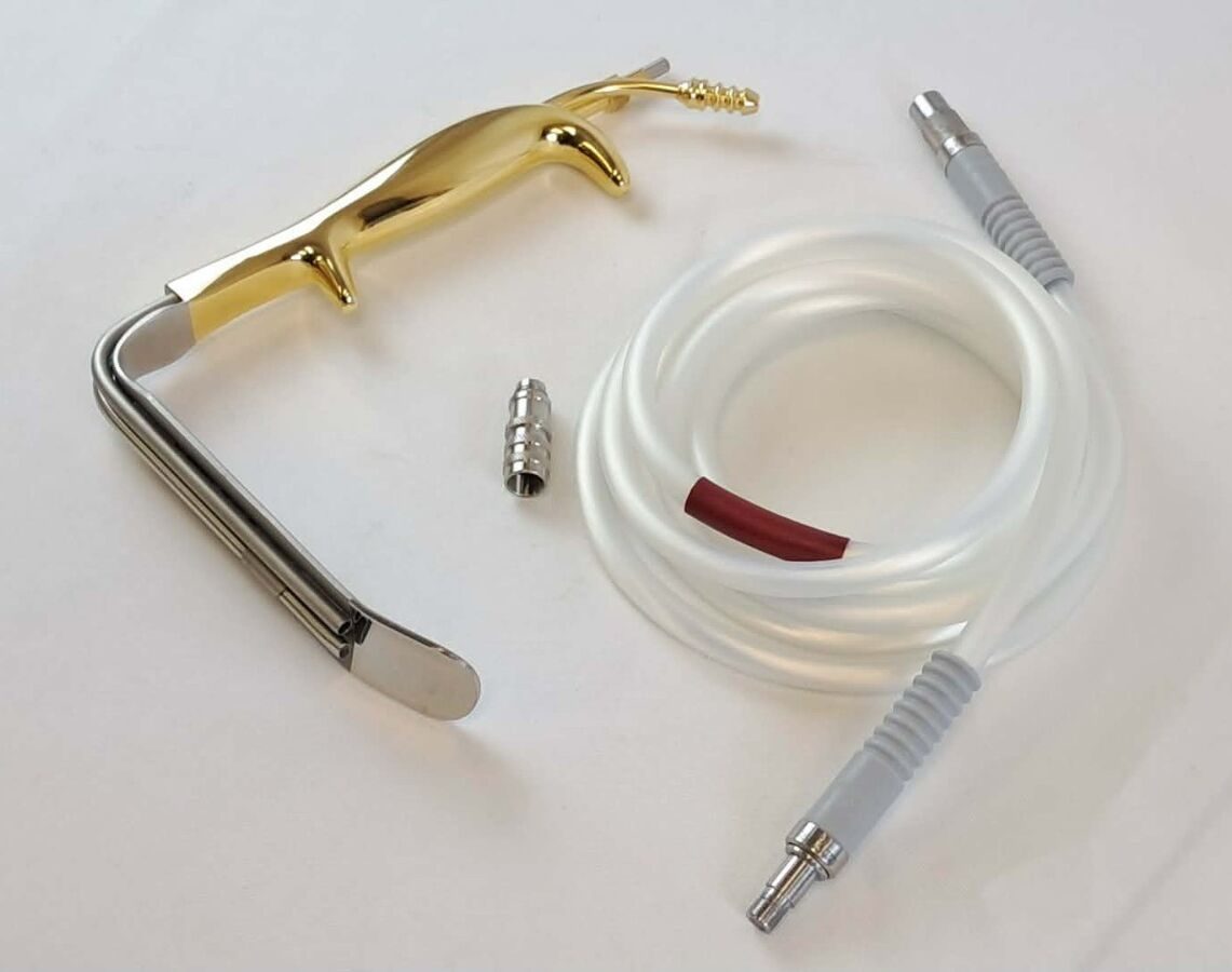 MARINA MEDICAL 110-679LS Ferriera Style Endo Retractor 30mm x 15cm w/ Light Cord