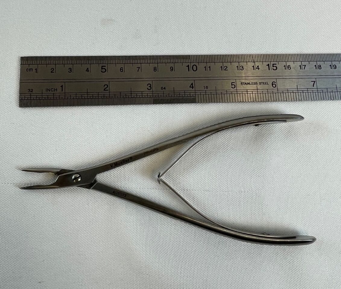 V. MUELLER AU11372 Lempert Rongeur Light Slender Jaws 2mm x 10mm 6.5" — photo 7