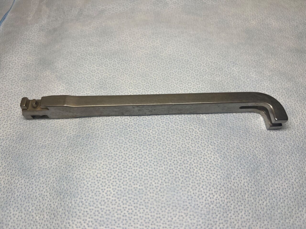 SYNTHES 329.08 Orthopedic Bending Iron — photo 1