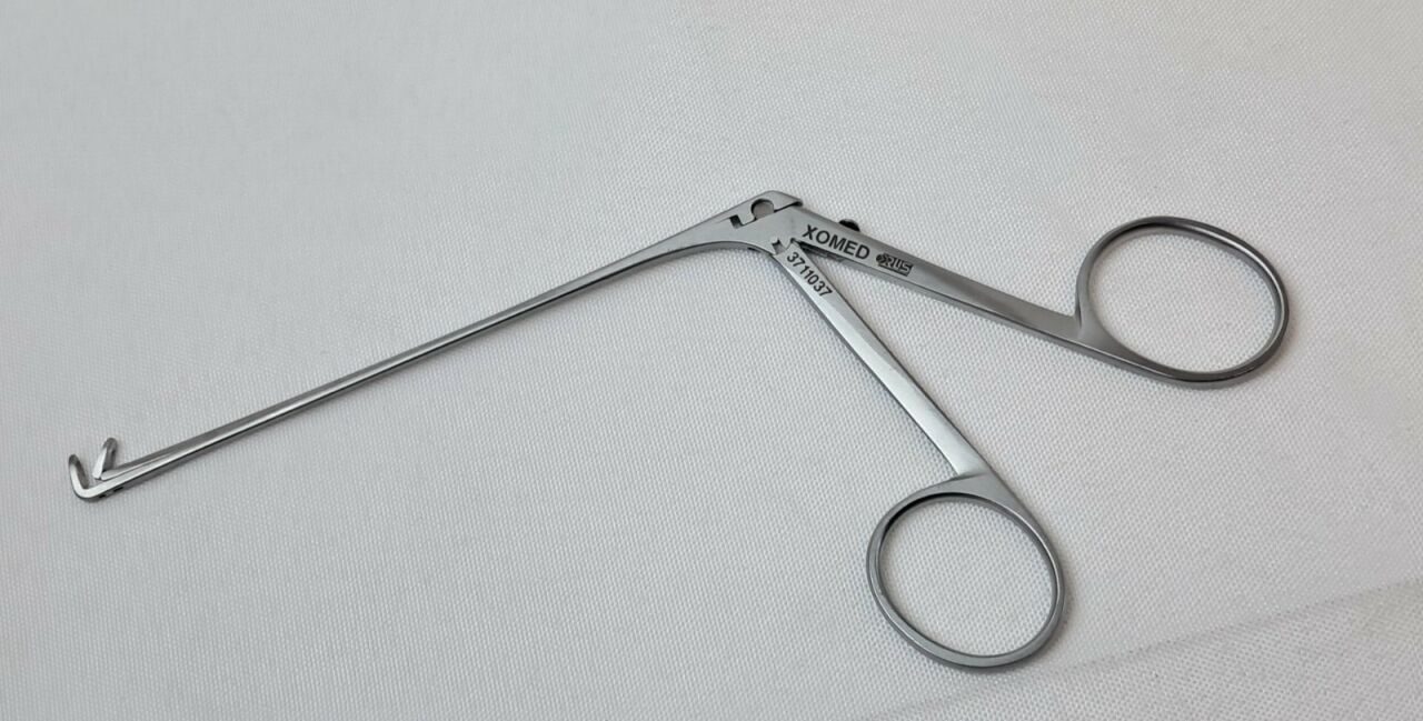 XOMED 3711037 Struempel Forceps 2.4mm Angled Up 90deg