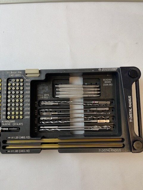 SYNTHES  Titanium Distal Radius Implant Module — photo 5