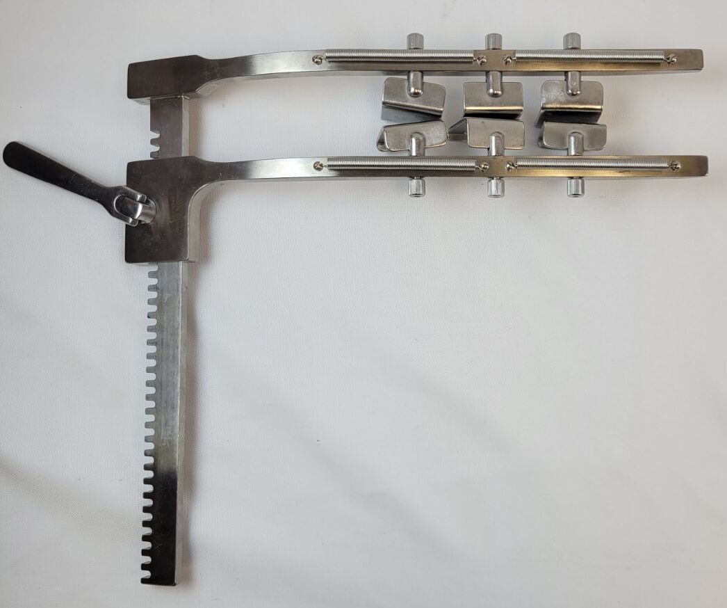 CODMAN 50-8069 Ankeney Retractor with 6 Retractor Blades Plus Extra Blades — photo 2