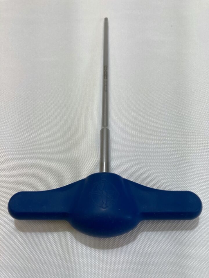 MEDTRONIC EX0405052 T-Handle Stardrive Screwdriver Neuro Spine — photo 7