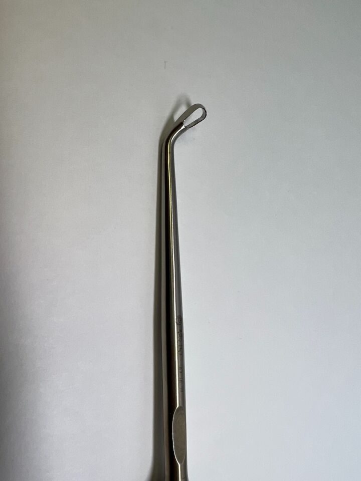 SYNTHES Curette 389.757  5mm Angled Right — photo 2