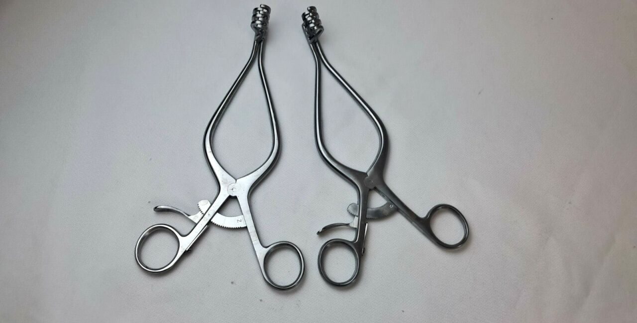 MILLENNIUM 1-615 Lot of 2 Weitlaner Retractor 8" 3x4, Blunt — photo 3