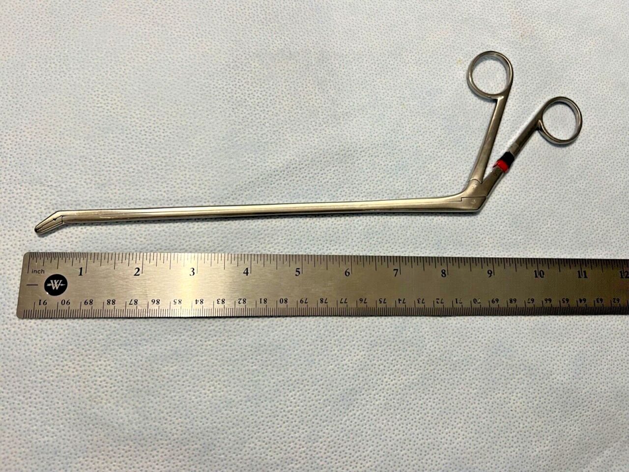 SYNTHES 2027-16-104 TLIF 4mm Angled 12" Pituitary Rongeur — photo 5