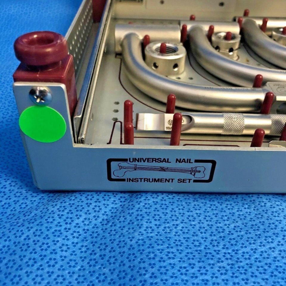 SYNTHES Various Universal Nail Instrument Set — photo 8