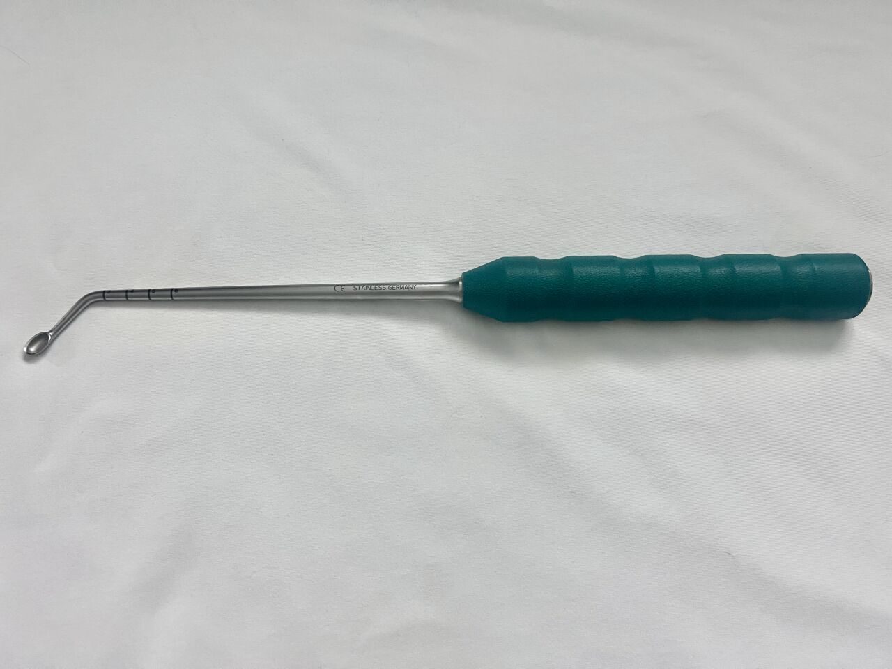 SYNTHES 389.864  Right Angled 7.5mm Bone Curette — photo 1
