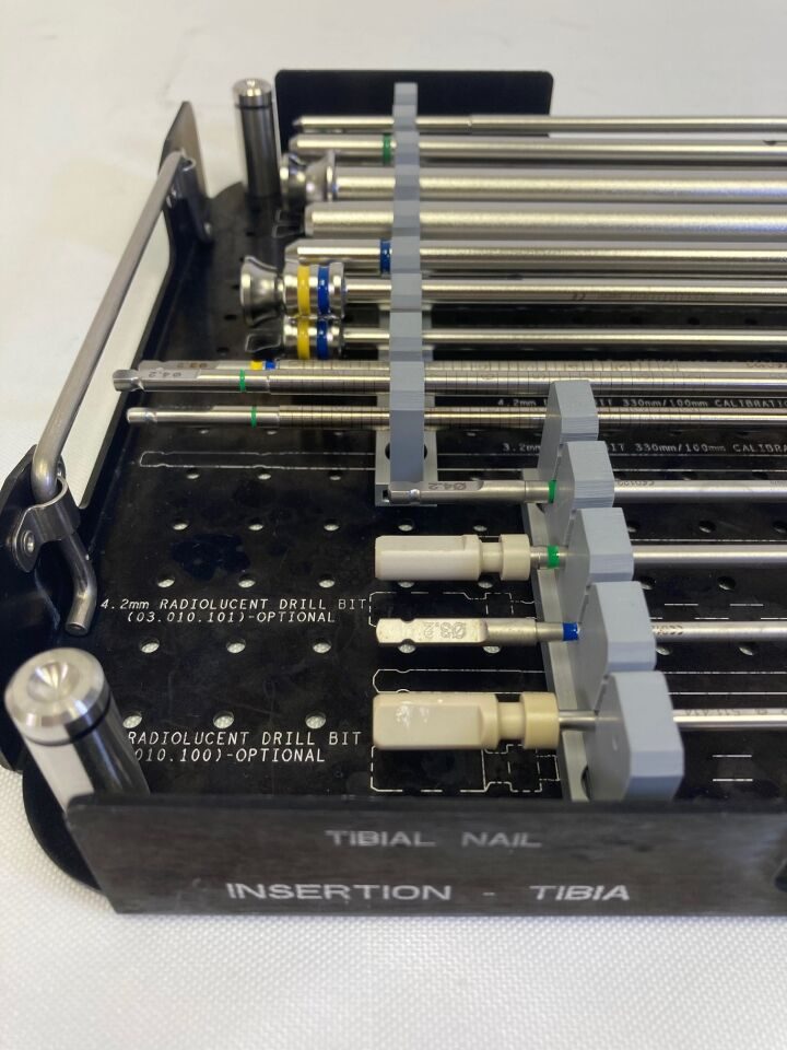 SYNTHES 01.116.040 & 01.116.047 Ti Cannulated Tibial Nail-EX Opening & Insertion Instrument Sets — photo 5