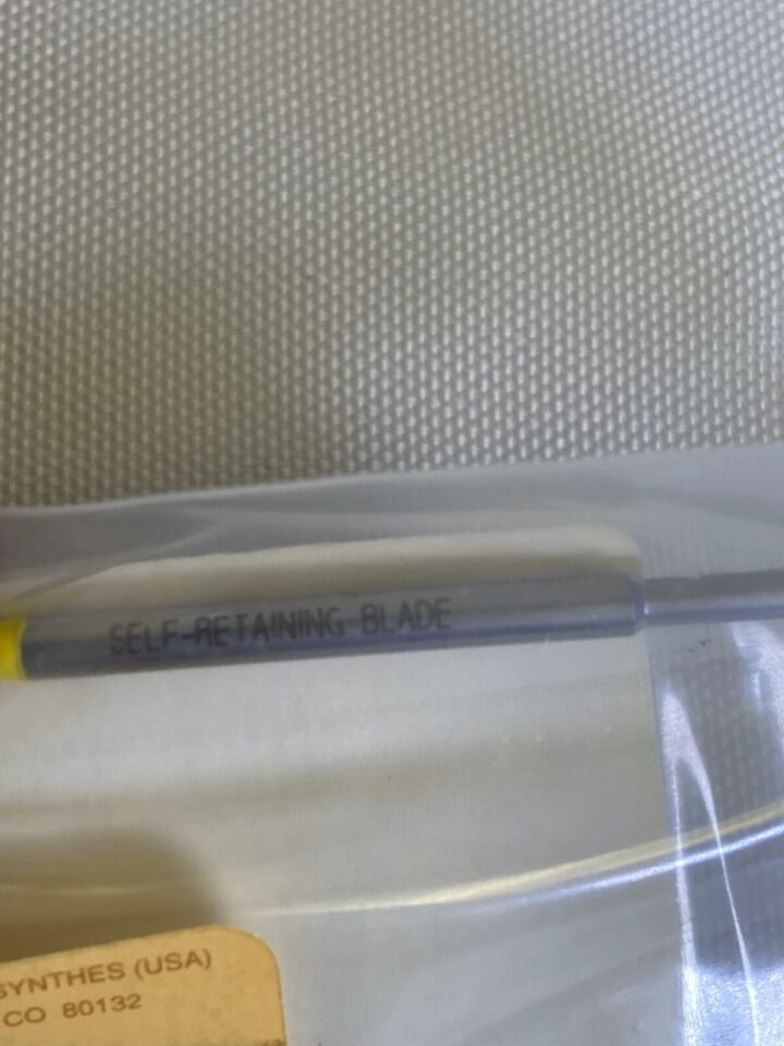 SYNTHES 313.916 1.3mm Self-Retaining Wedge Cruciform Screwdriver Blade Mini Q/C — photo 3