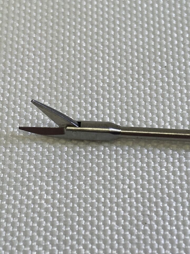 MILLENNIUM SURGICAL 15-8684A Micro Kleinsasser Laryngeal Scissors Right Side Cut — photo 5