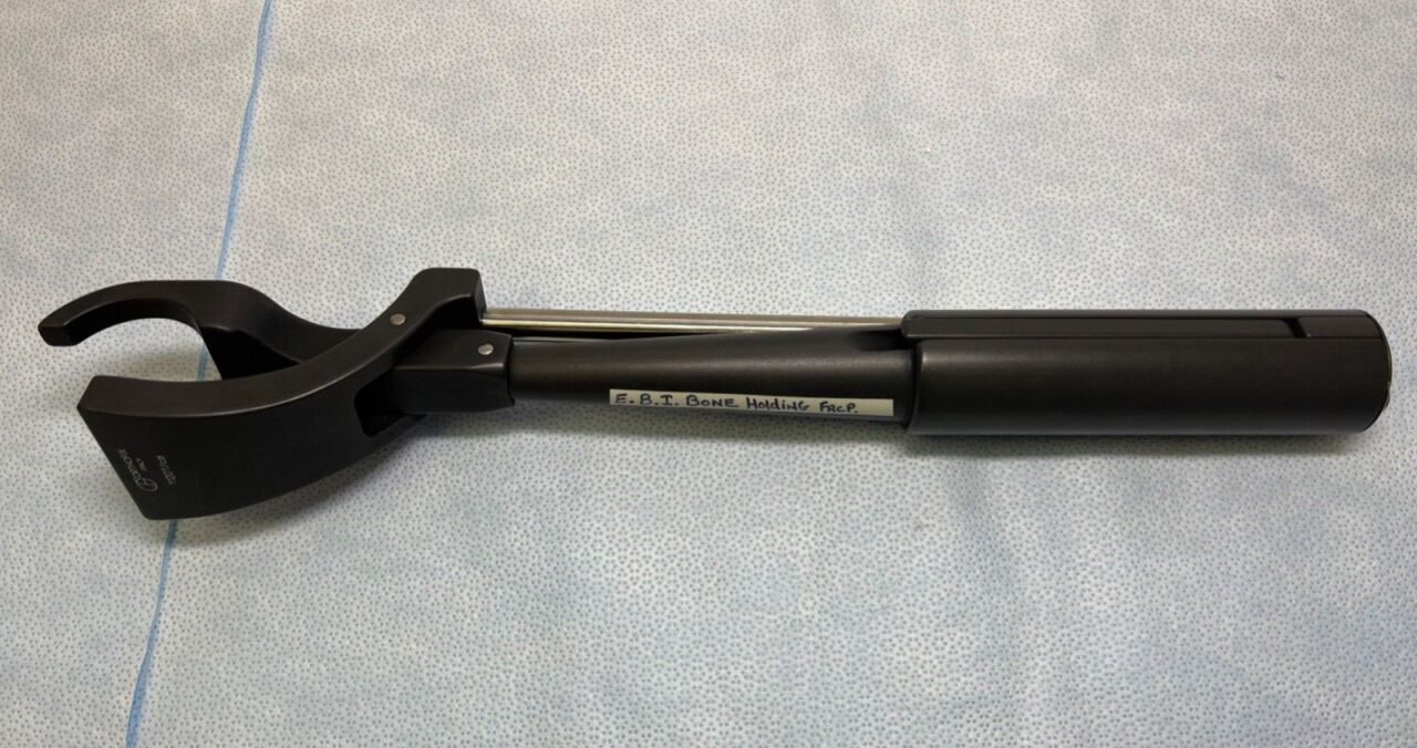 ORTHOFIX 11201 Self Locking Manipulation Forceps