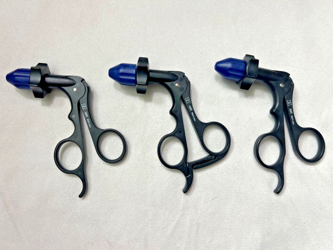 Lot of 3 Laparoscopic Handles — photo 1