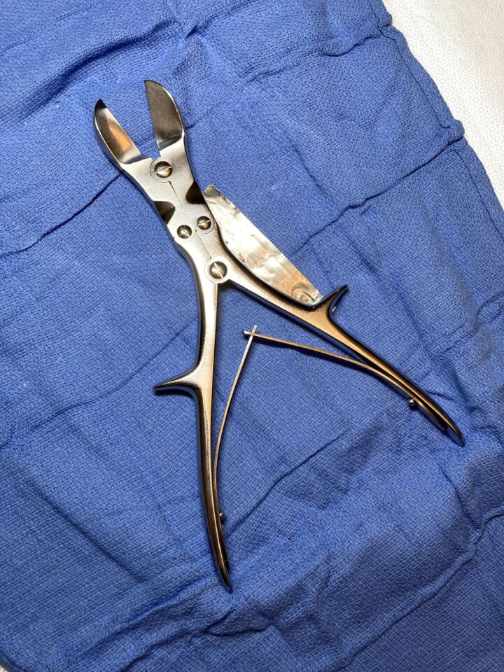 GERMAN 11" Stille-Liston Bone Cutting Rongeur Angled Jaw — photo 3