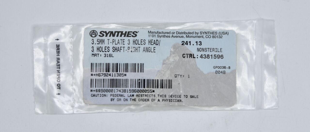 SYNTHES 241.13 3.5MM T-PLATE 3 HOLES HEAD/ 3 HOLES SHAFT-RIGHT ANGLE