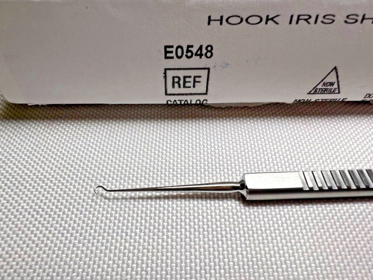STORZ E0548 Tyrell Iris Hook 2mm — photo 2