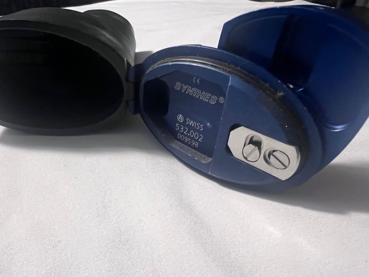 SYNTHES 532.002 Aseptic Small Battery Driver Casing 12V — photo 2