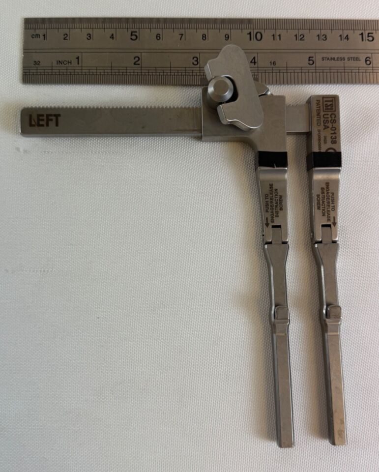 TSI TEDAN CS-0138 Phantom CS Locking Distractor Left 80mm Rack Hinged Arms — photo 6
