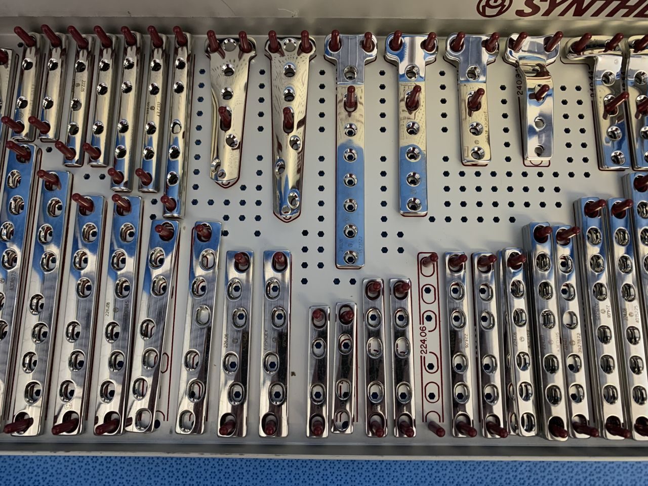 SYNTHES DCP Implants System Set — photo 4