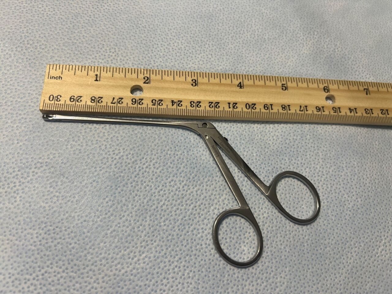 BAUSCH & LOMB N0965 3mm X 5.4" Hartman-Herzfeld Cup Forceps — photo 6