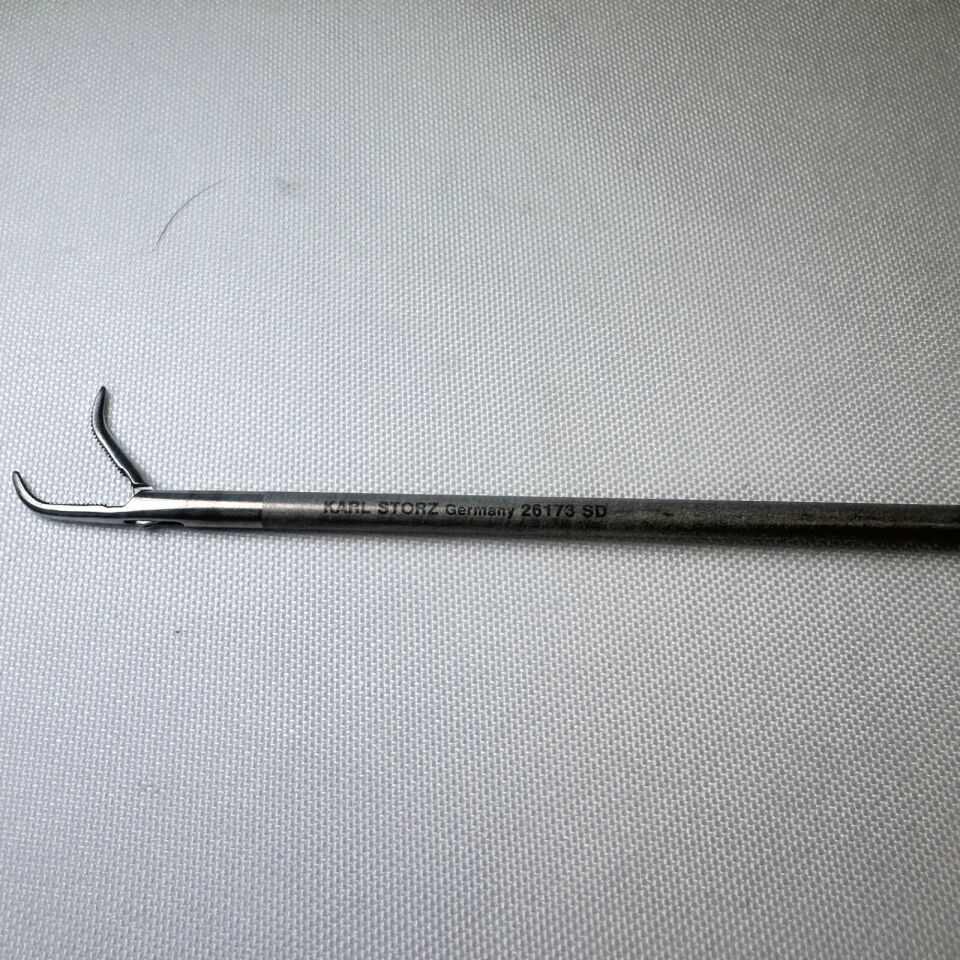 KARL STORZ 26173SC Szabo-Berci Parrot Jaw Laparoscopic Needle Holder — photo 2