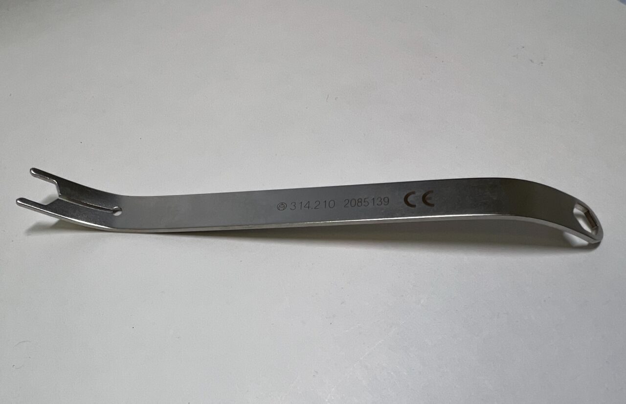SYNTHES 314.21 Wrench — photo 4