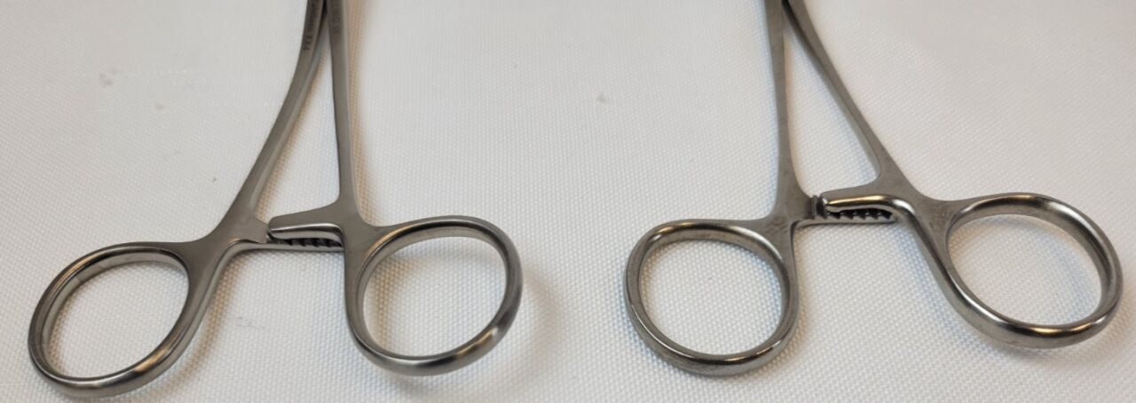 PILLING 35-4721 Miniature Pediatric Clamp DeBakey Jaw Angled 6 3/8" Set of 2 — photo 6