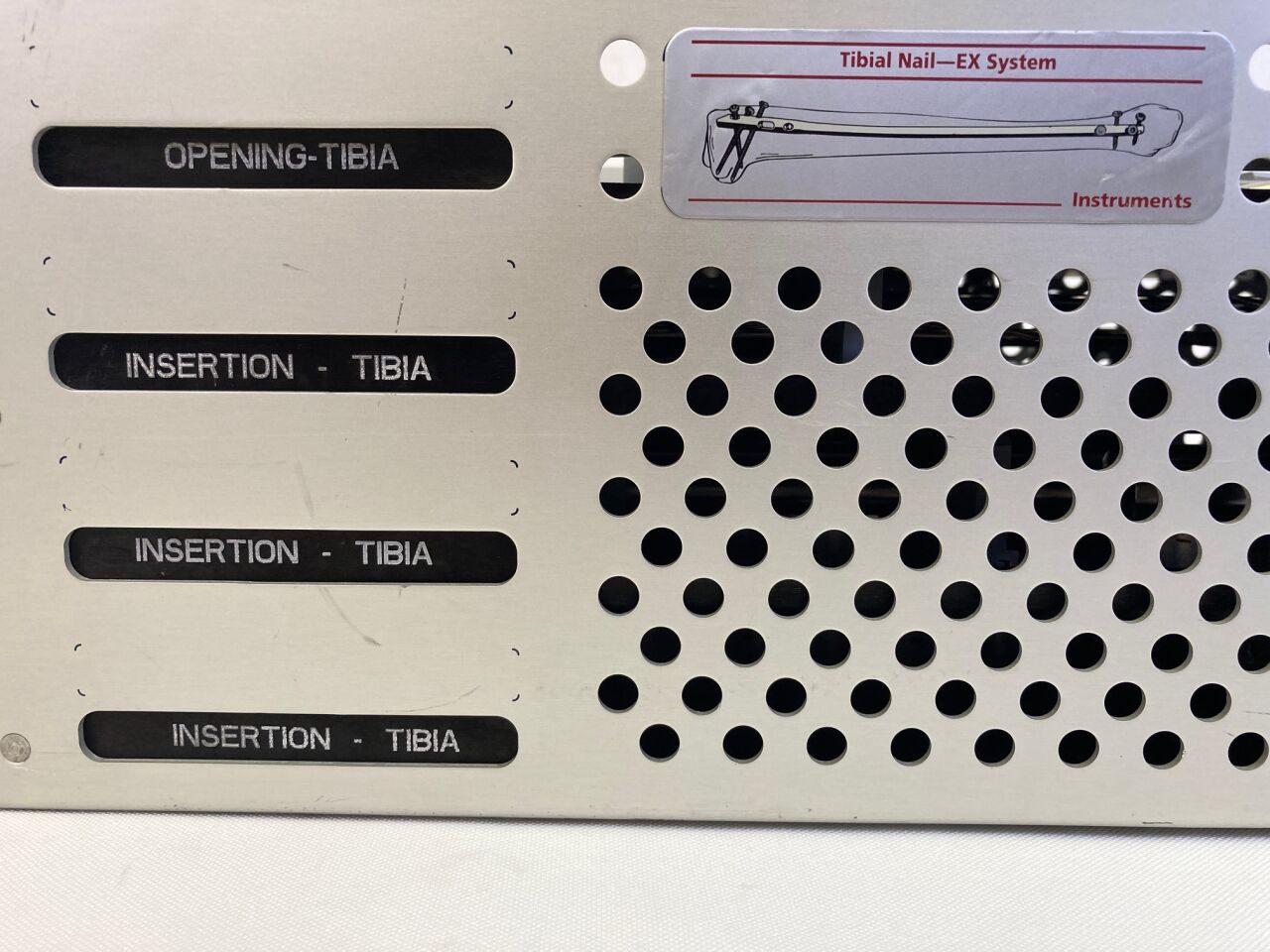 SYNTHES 01.116.040 & 01.116.047 Ti Cannulated Tibial Nail-EX Opening & Insertion Instrument Sets — photo 11