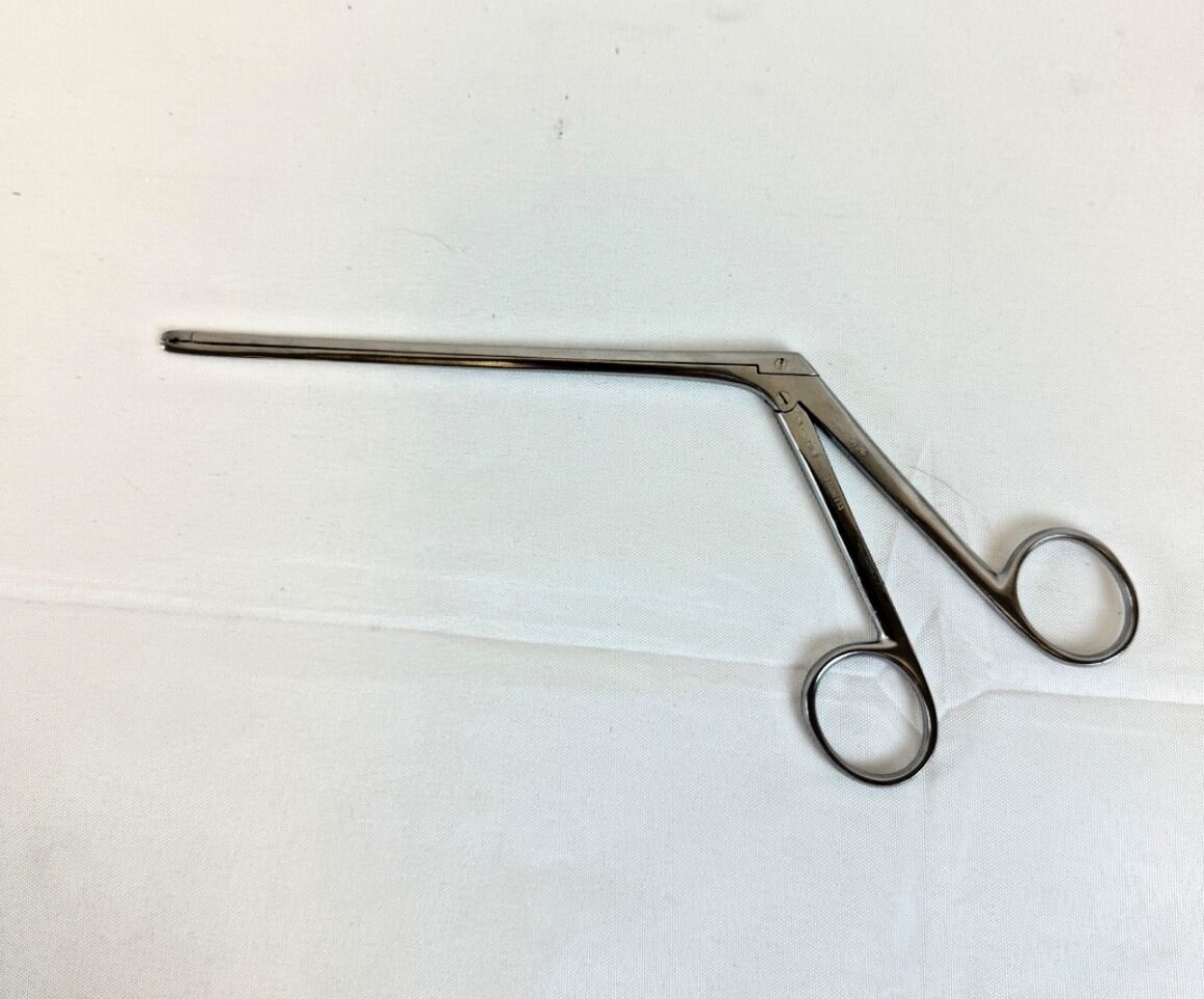 CODMAN 53-1325 Straight 2mm x 3mm Cup Selverstone Intervertebral Disc Rongeur