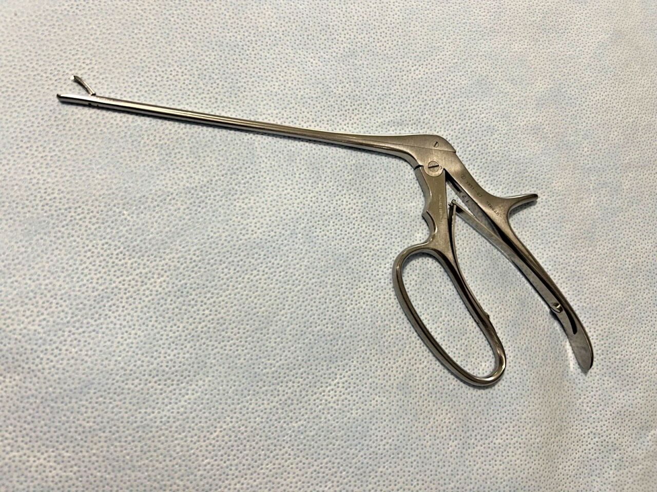ZIMMER 3951-67 Serrated Toothed Grasping Forcep