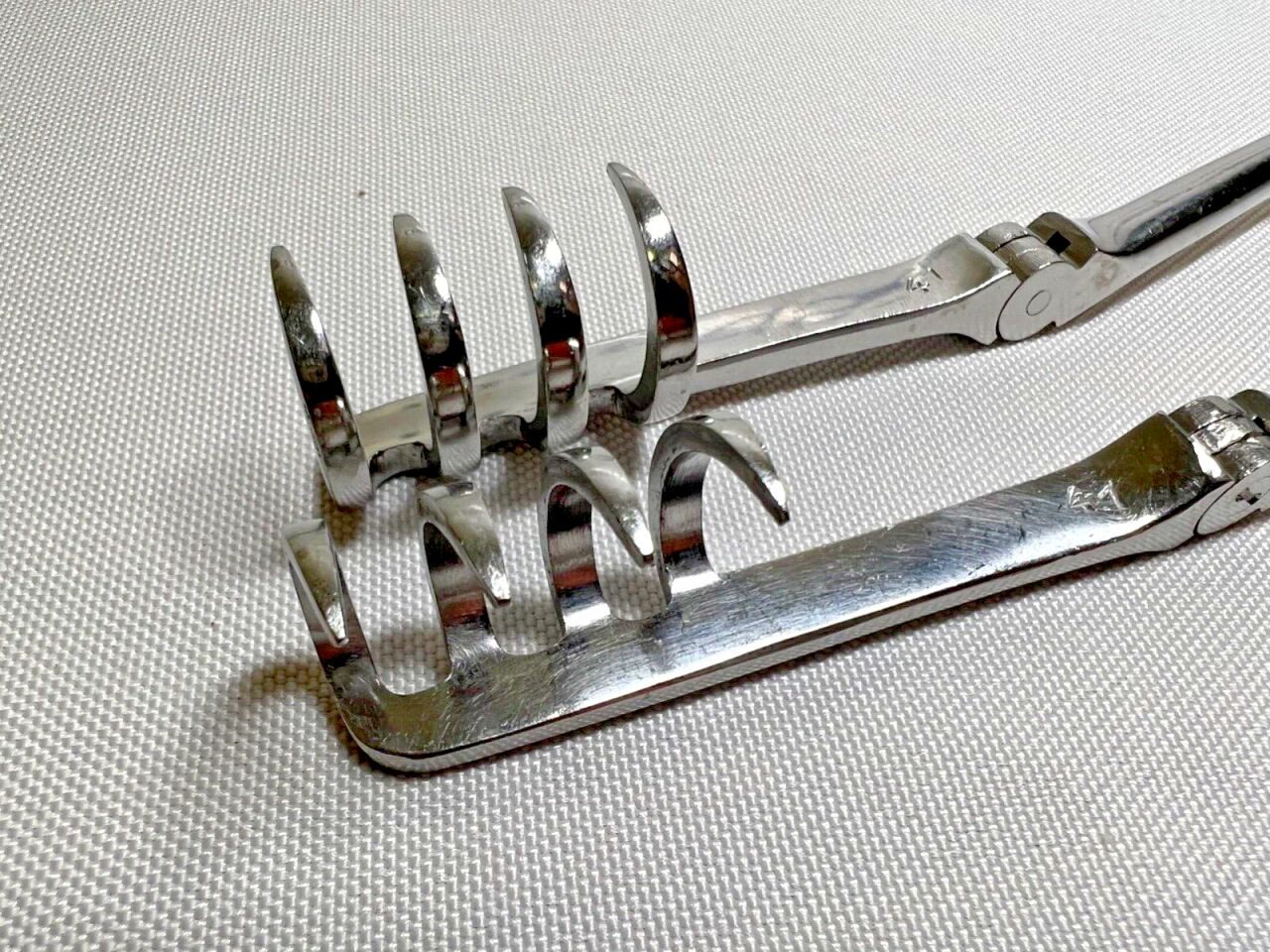 V. MUELLER SU3190 Beckman Thyroid Goiter Retractors — photo 3